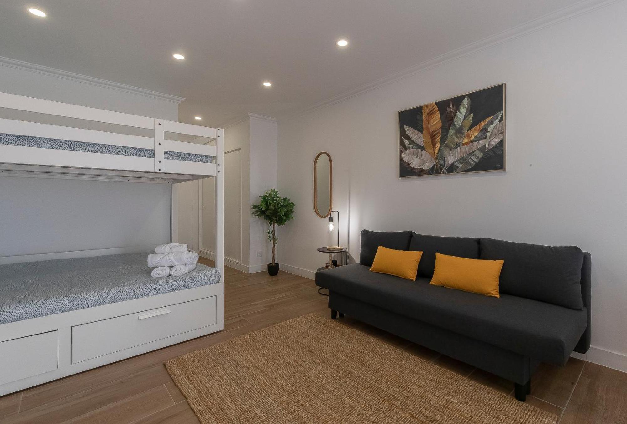 Lovely And New In Oura Apartment *